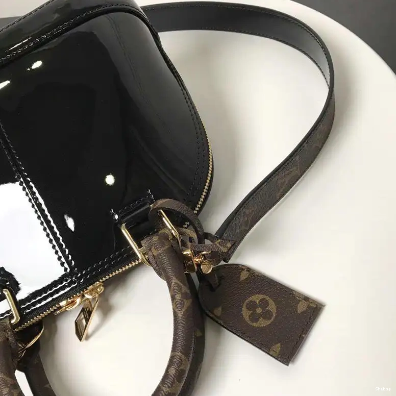 LV Bags 19T1L0243 0801